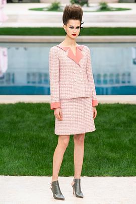 香奈儿2019年春夏高级定制时装秀